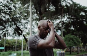The Best Treatment for Excessive Sweating – Does MiraDry Work? 1 man sweating